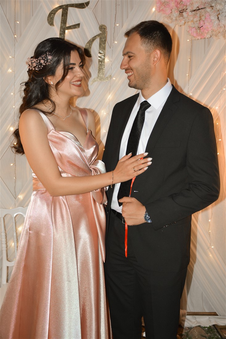 Zarif Nişanlar